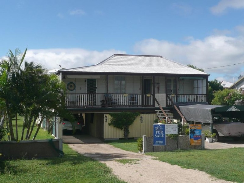 25 Thomas Street, Bowen QLD 4805