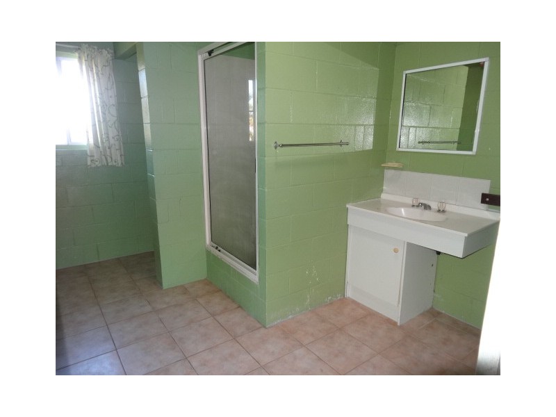 24 Casuarina Street, Bowen QLD 4805