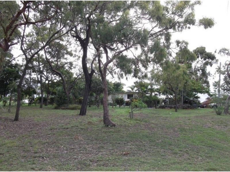 2 Pearle Place, Bowen QLD 4805