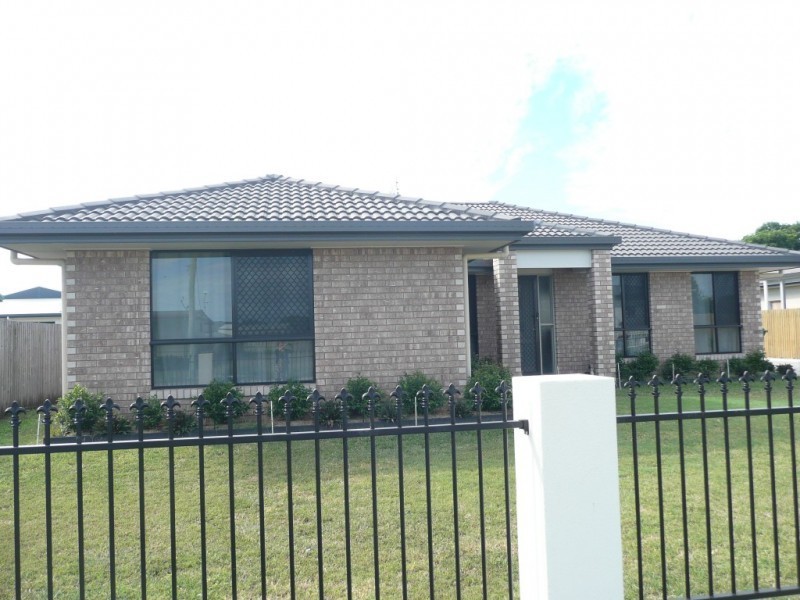 46 Emmerson Drive, Bowen QLD 4805