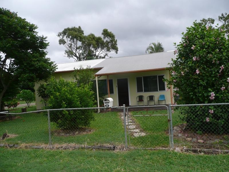 20 Eleventh Avenue, Scottville QLD 4804