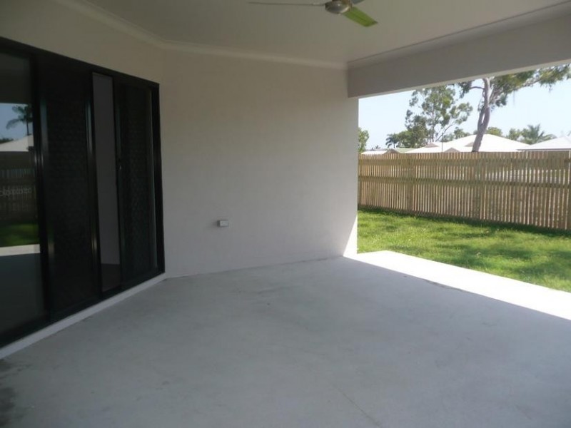 10 COWRIE STREET, Bowen QLD 4805