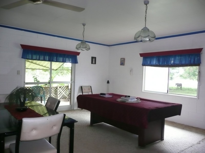102 Ferguson Road, Bowen QLD 4805
