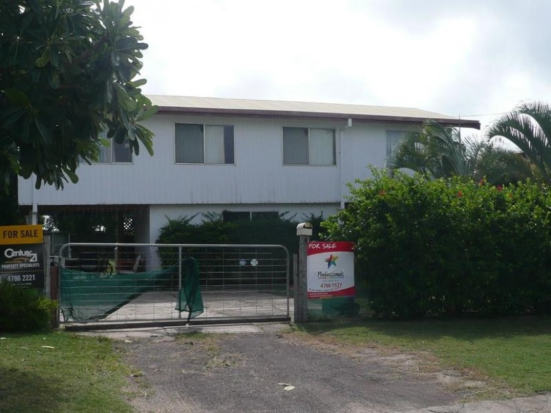 10 Daniel Street, Bowen QLD 4805