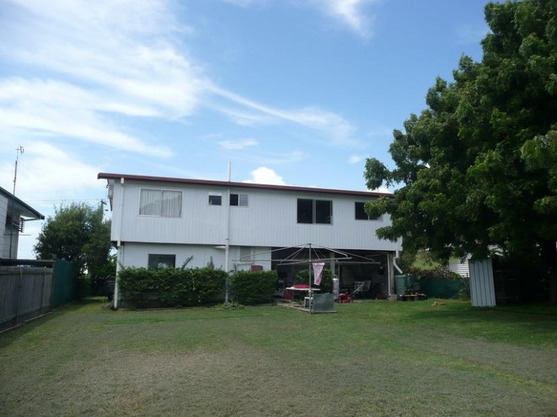 10 Daniel Street, Bowen QLD 4805