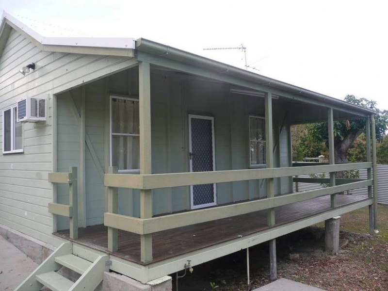 2/10 Mitchell Street, Bowen QLD 4805