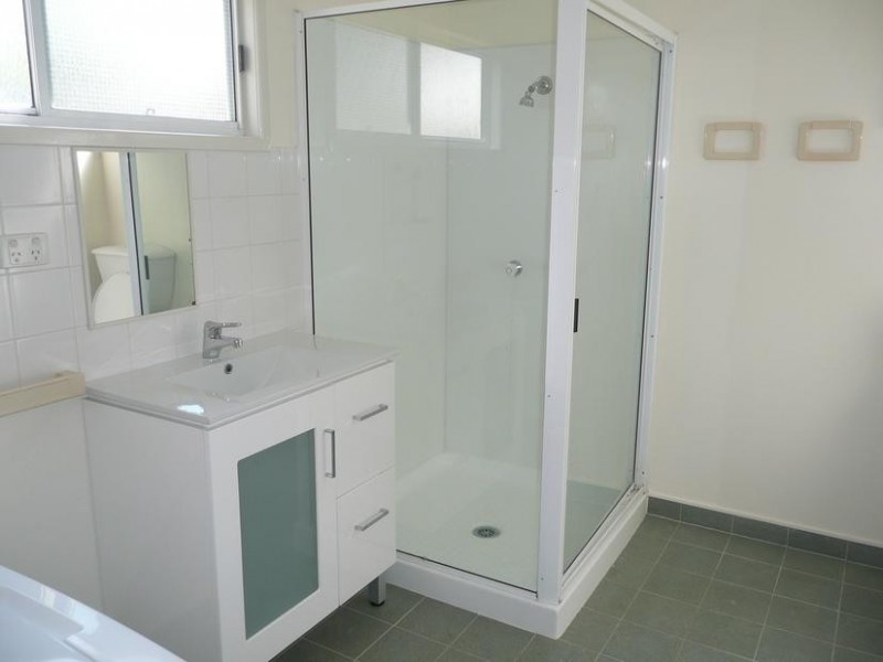 2/10 Mitchell Street, Bowen QLD 4805