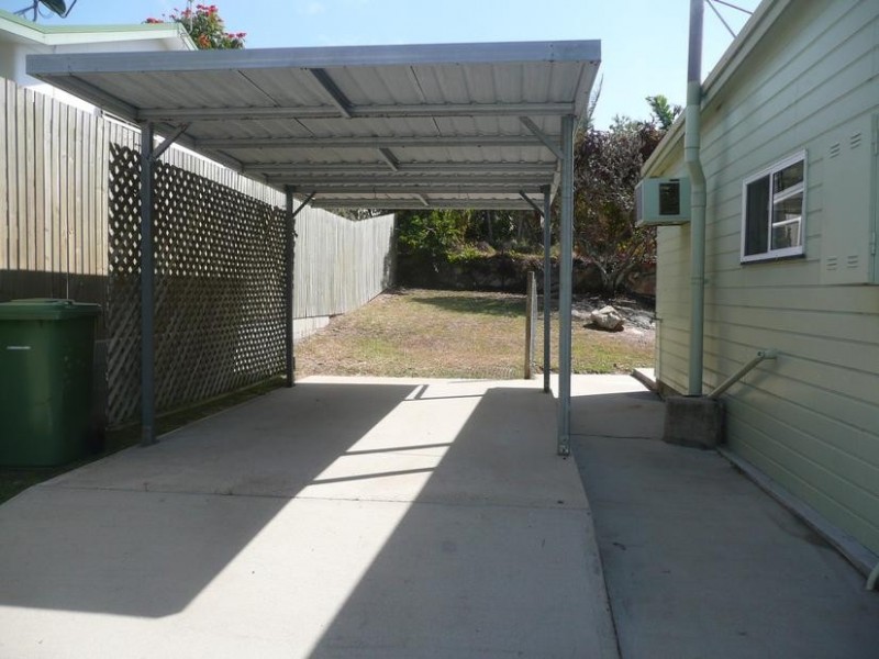 2/10 Mitchell Street, Bowen QLD 4805