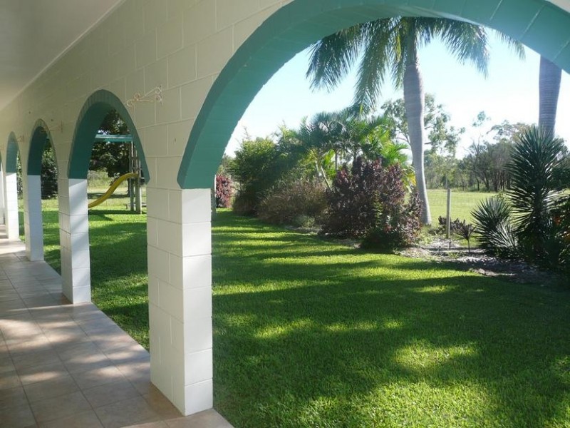 18099 Bruce Highway, Bowen QLD 4805