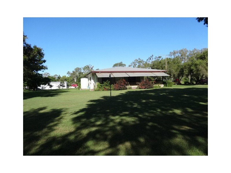102 Ferguson Road, Bowen QLD 4805