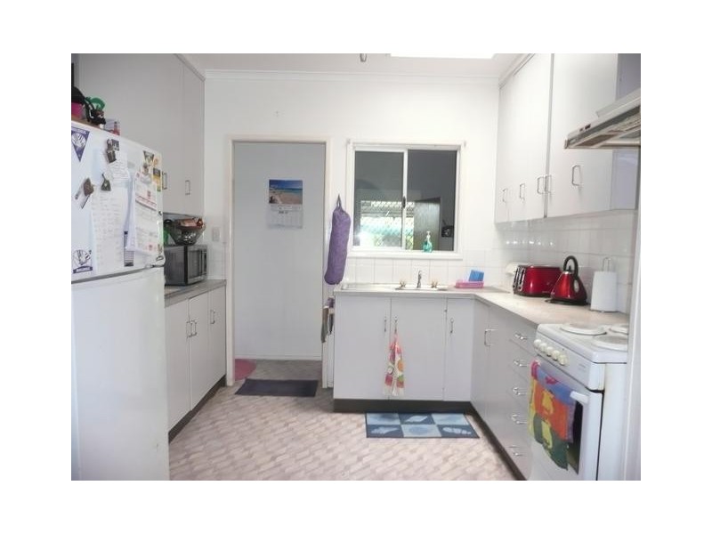 102 Ferguson Road, Bowen QLD 4805