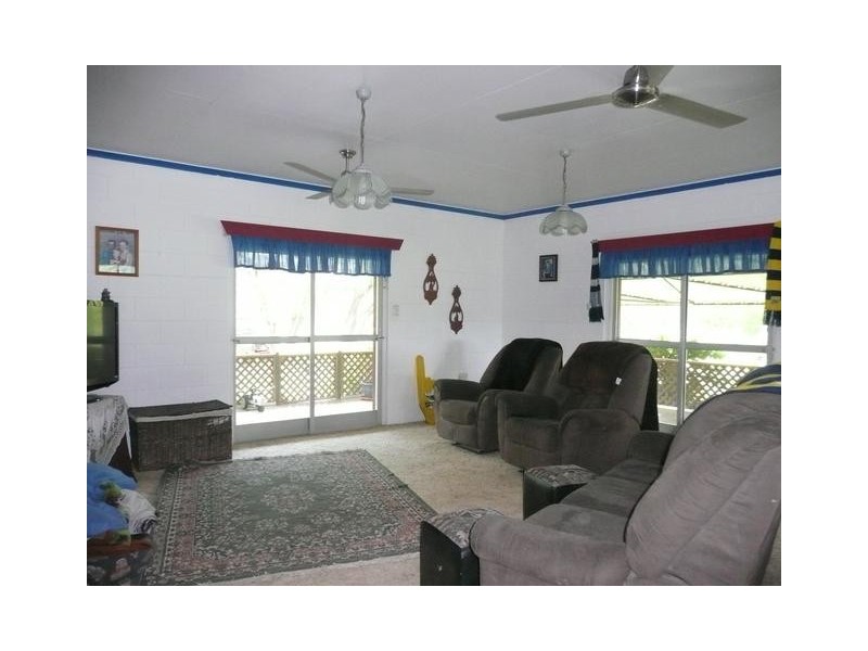 102 Ferguson Road, Bowen QLD 4805