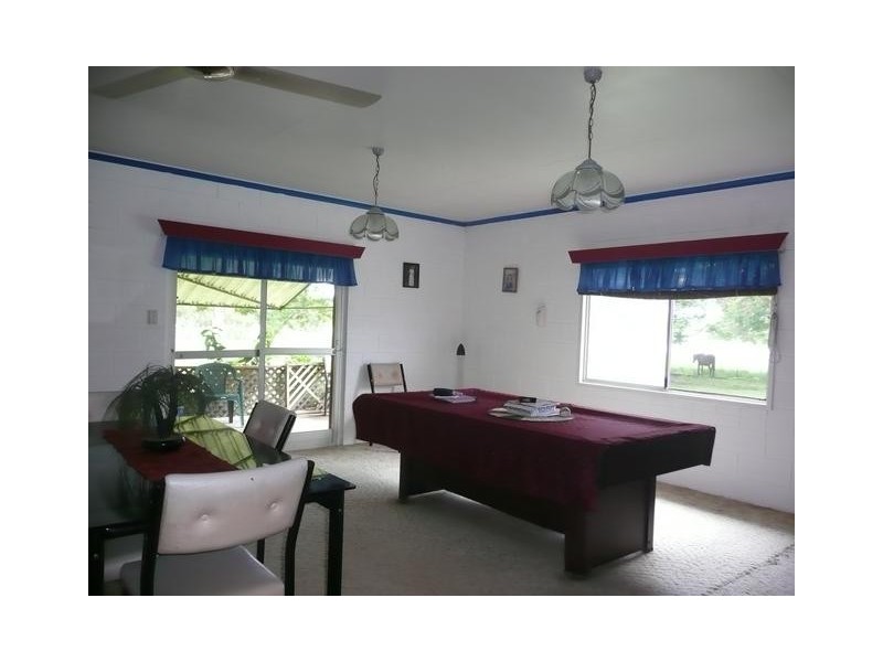 102 Ferguson Road, Bowen QLD 4805
