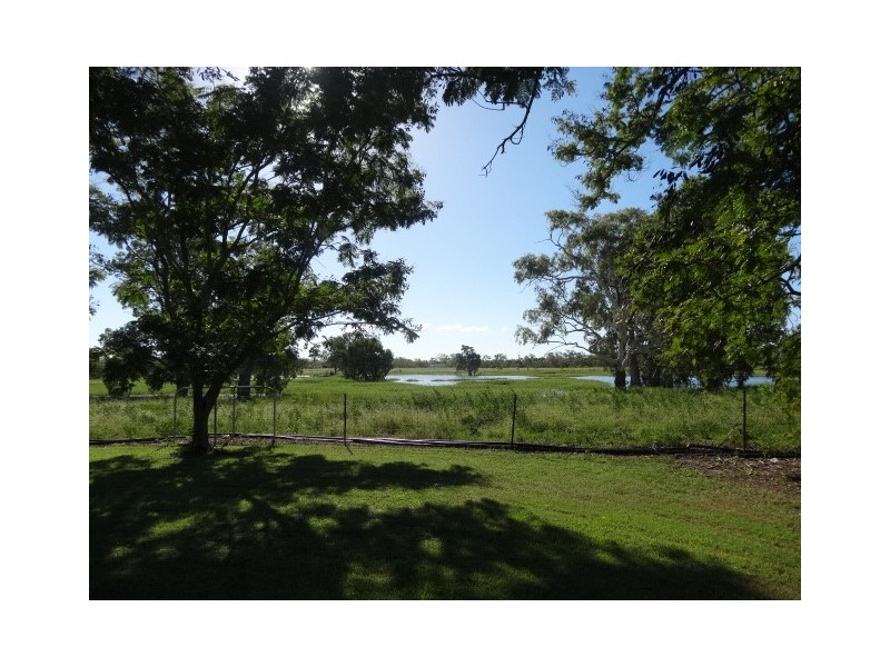 102 Ferguson Road, Bowen QLD 4805