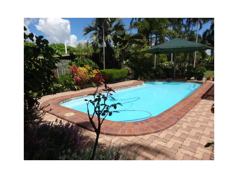 16 Inveroona Road, Bowen QLD 4805