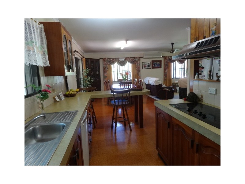 16 Inveroona Road, Bowen QLD 4805