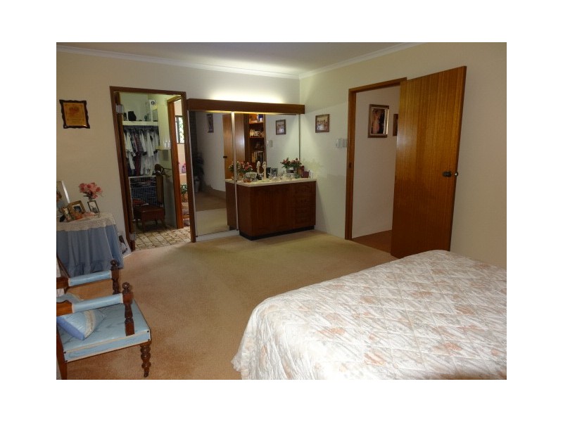 16 Inveroona Road, Bowen QLD 4805