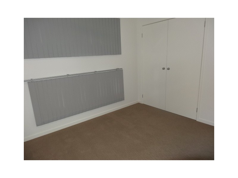 11 Silk Road, Bowen QLD 4805