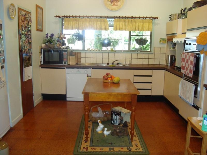 3113 Collinsville Road, Bowen QLD 4805