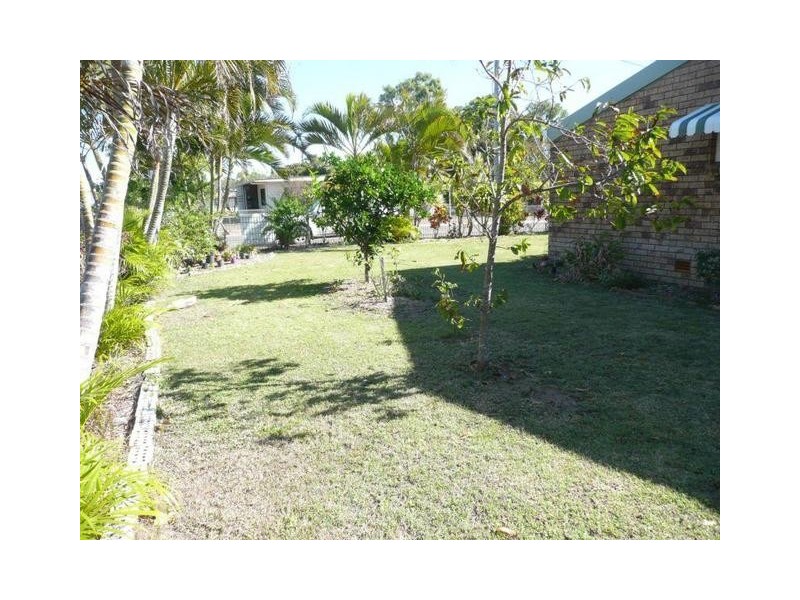 2a Verna Street, Bowen QLD 4805