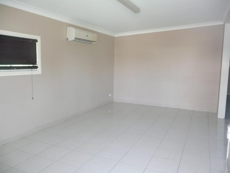 2/10 Marshall Street, Bowen QLD 4805