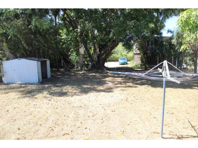 18 Argyle Street, Bowen QLD 4805