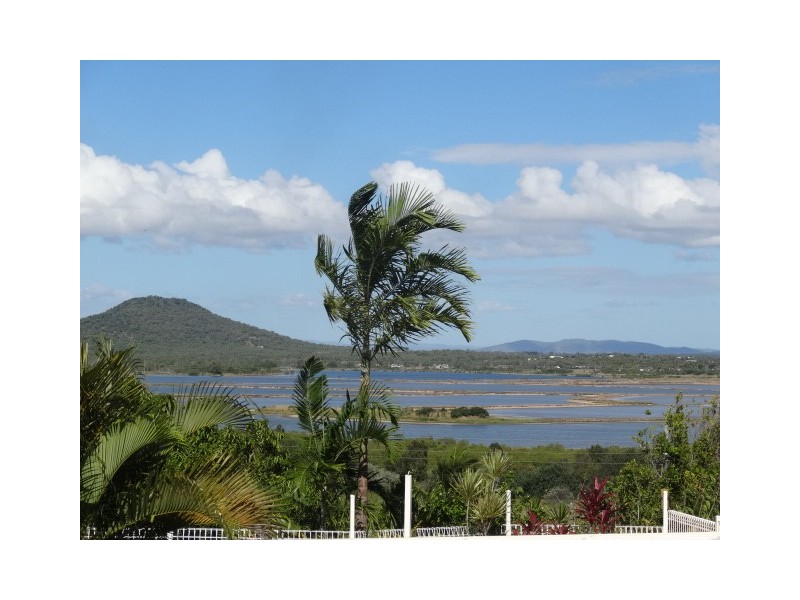 77 Livingstone Street, Bowen QLD 4805