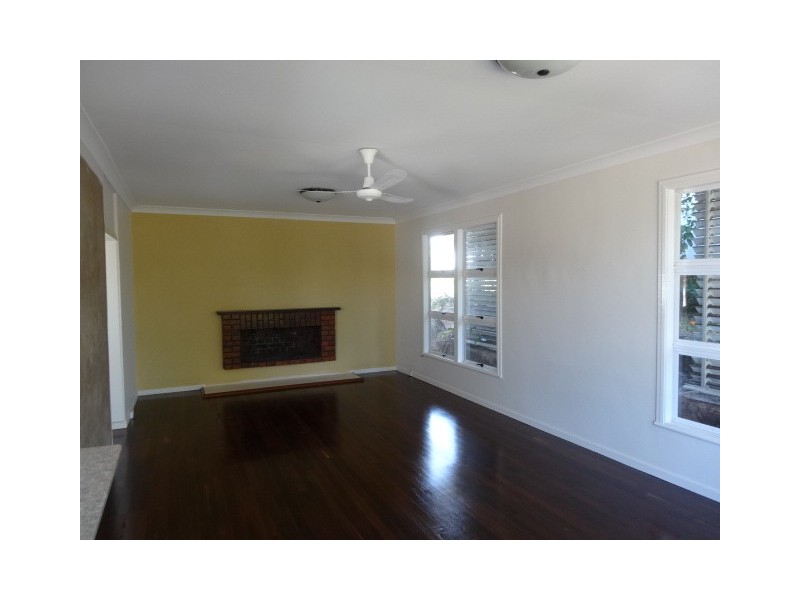 77 Livingstone Street, Bowen QLD 4805