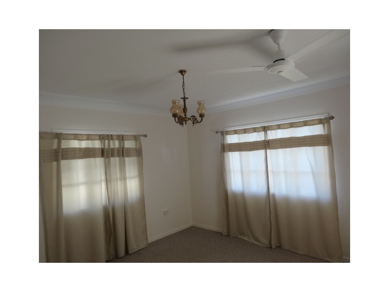 77 Livingstone Street, Bowen QLD 4805