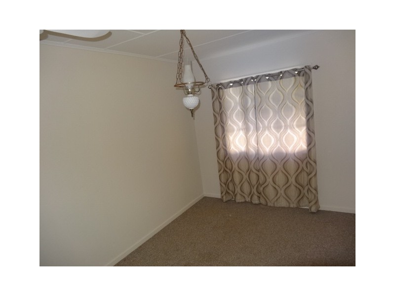 77 Livingstone Street, Bowen QLD 4805