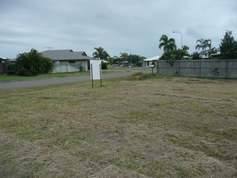 10 Lucinda Place, Bowen QLD 4805