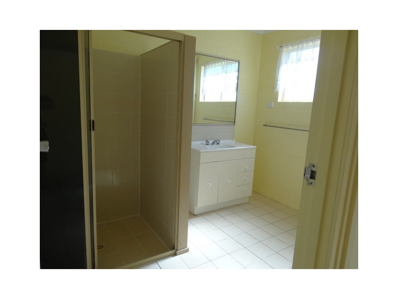 13 Oak Crescent, Bowen QLD 4805