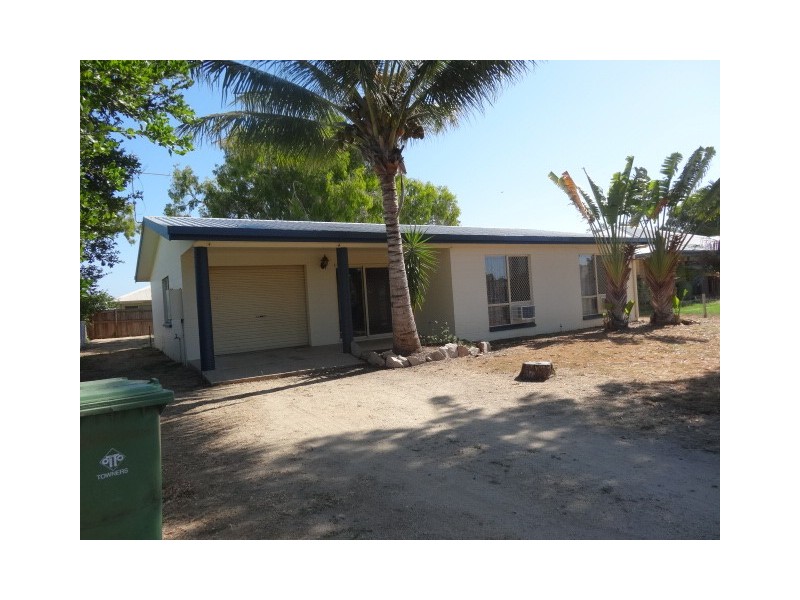 13 Oak Crescent, Bowen QLD 4805