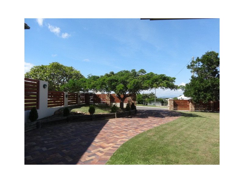 4a Kennedy Street, Bowen QLD 4805