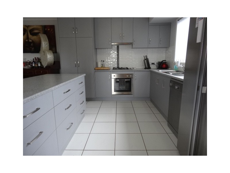 192 Queens Road, Bowen QLD 4805