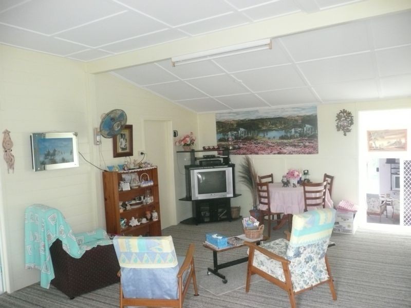 25 Thomas Street, Bowen QLD 4805