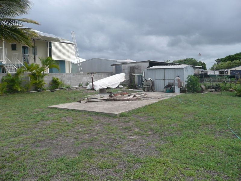 25 Thomas Street, Bowen QLD 4805