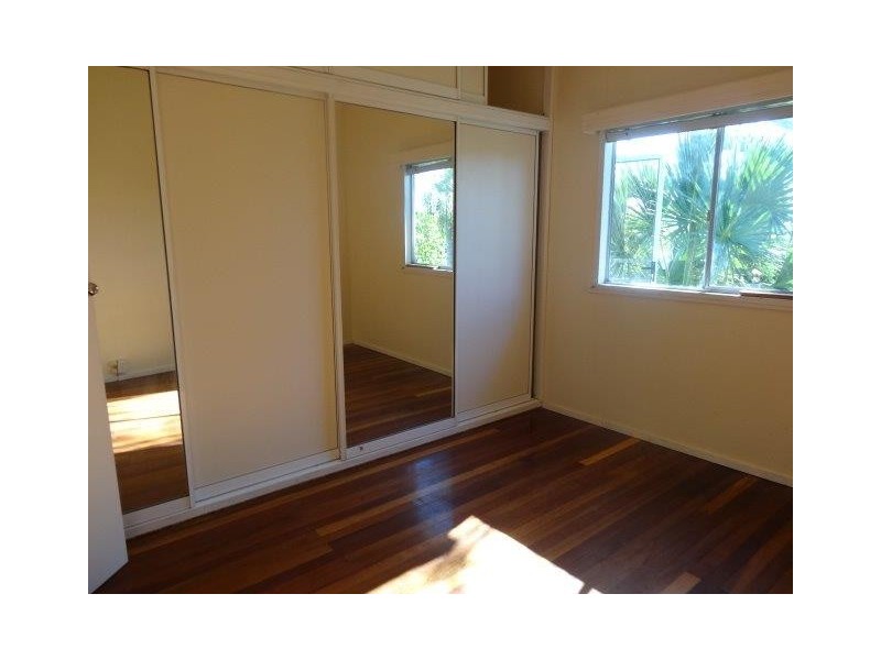 7 Livingstone Street, Bowen QLD 4805