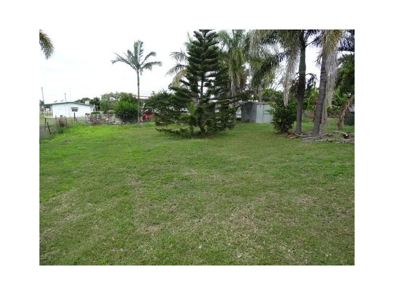 79 Gordon Street, Bowen QLD 4805