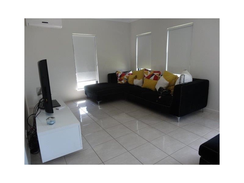 37 Seabreeze Crescent, Bowen QLD 4805