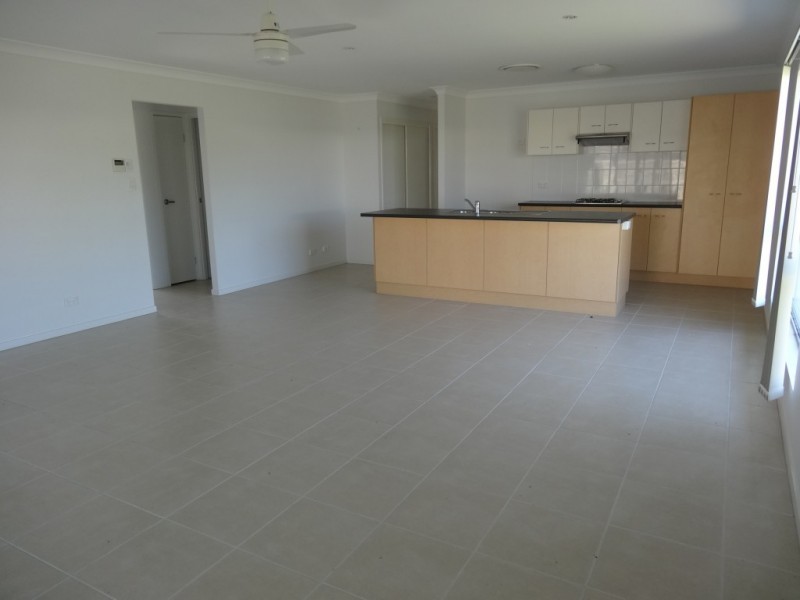14 Nautilus Street, Bowen QLD 4805