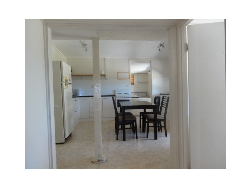 87 Herbert Street, Bowen QLD 4805