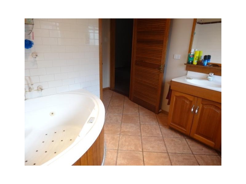 71 Powell Street, Bowen QLD 4805