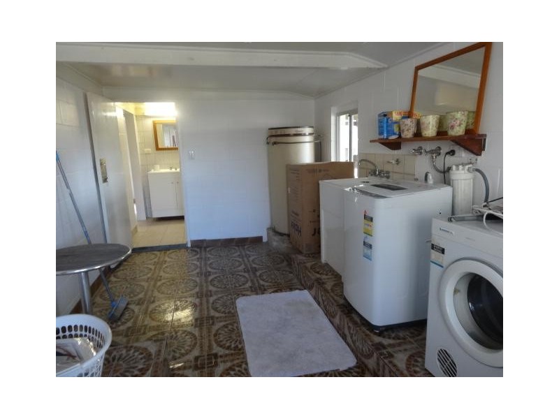 71 Powell Street, Bowen QLD 4805