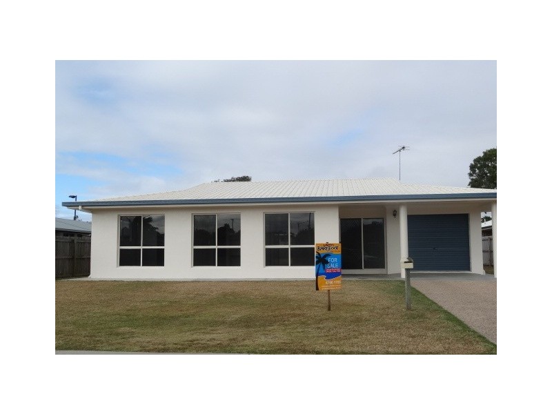 16 Hillview Place, Bowen QLD 4805