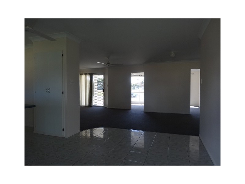 16 Hillview Place, Bowen QLD 4805