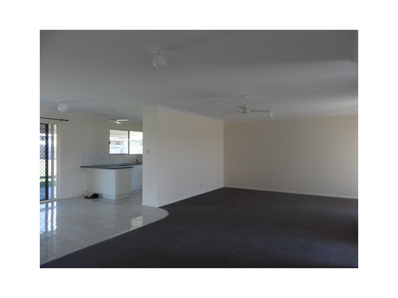 16 Hillview Place, Bowen QLD 4805