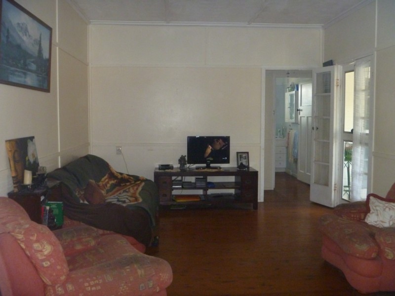 27 Elphinstone Street, Bowen QLD 4805