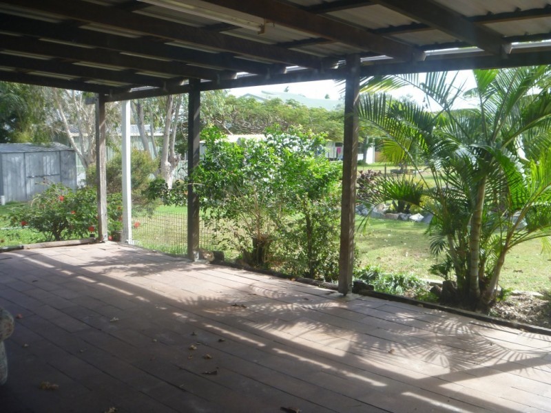 27 Elphinstone Street, Bowen QLD 4805