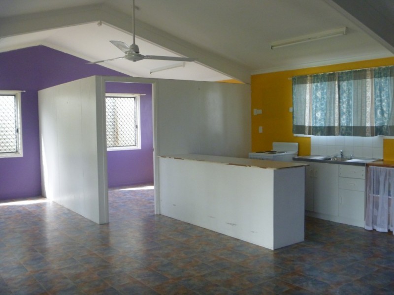 27 Elphinstone Street, Bowen QLD 4805